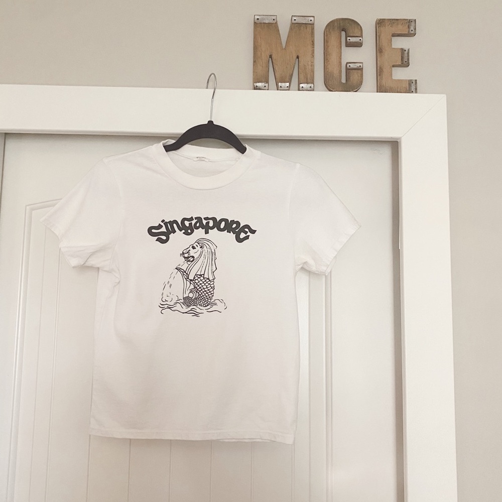 Brandy Melville Singapore print graphic tee